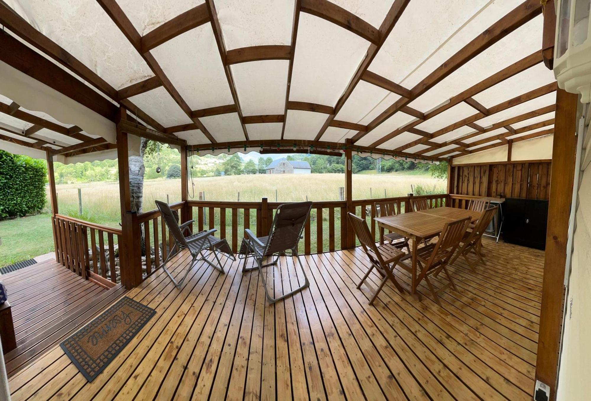 Camping Happy Pyrenees Saligos Exterior photo