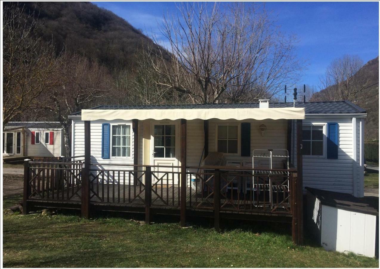 Camping Happy Pyrenees Saligos Exterior photo